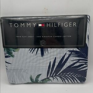 Tommy Hilfiger Striped Palm Print Coconut Grove Twin flat sheet 66x96” new